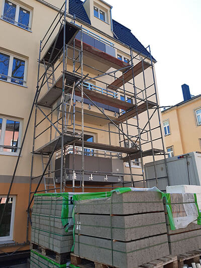 Balkongeländer mit Trepa-Füllung